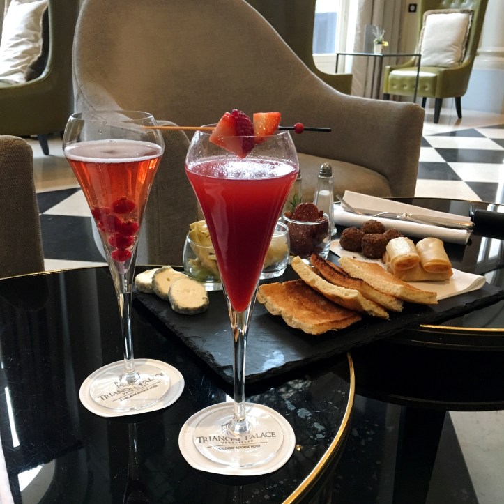 trianon-palace-bar-galerie-corinne_martin-rozes-6